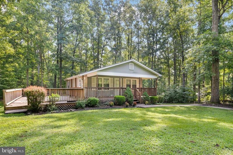 316 Tacketts Mill Rd, Stafford, VA 22556