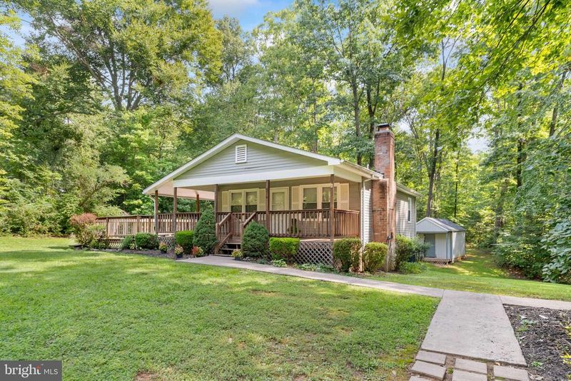 316 Tacketts Mill Rd, Stafford, VA 22556