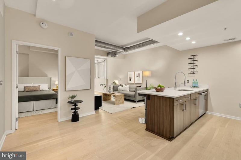 3409 Wilson Blvd #303, Arlington, VA 22201