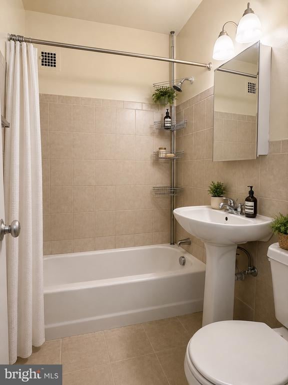 1121 Arlington Blvd #139, Arlington, VA 22209