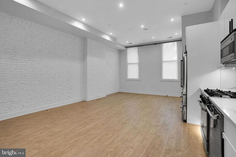 725 Euclid St NW #2, Washington, DC 20001