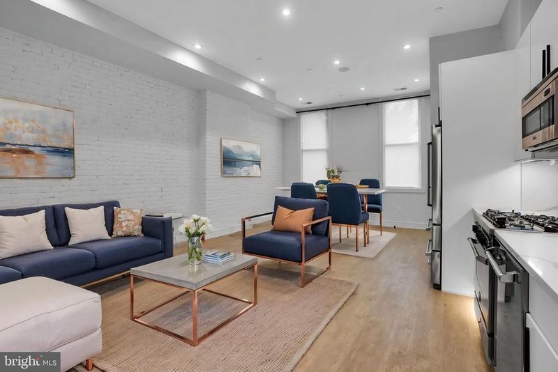 725 Euclid St NW #2, Washington, DC 20001