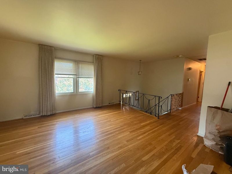 5720 Temple Hill Rd, Temple Hills, MD 20748