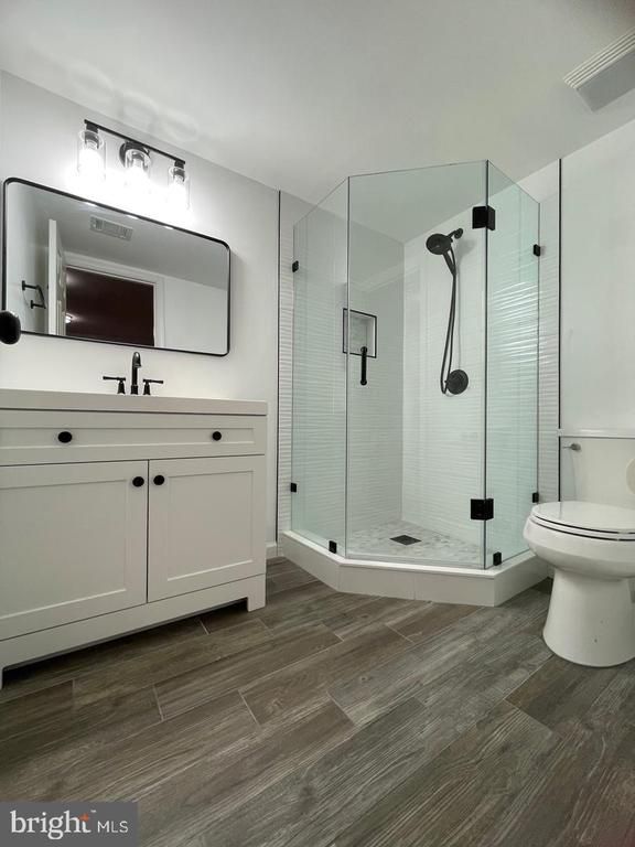 20121 Hardwood Ter, Ashburn, VA 20147