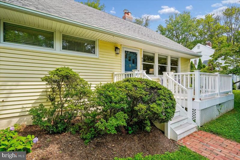 905 Robin Rd, Silver Spring, MD 20901