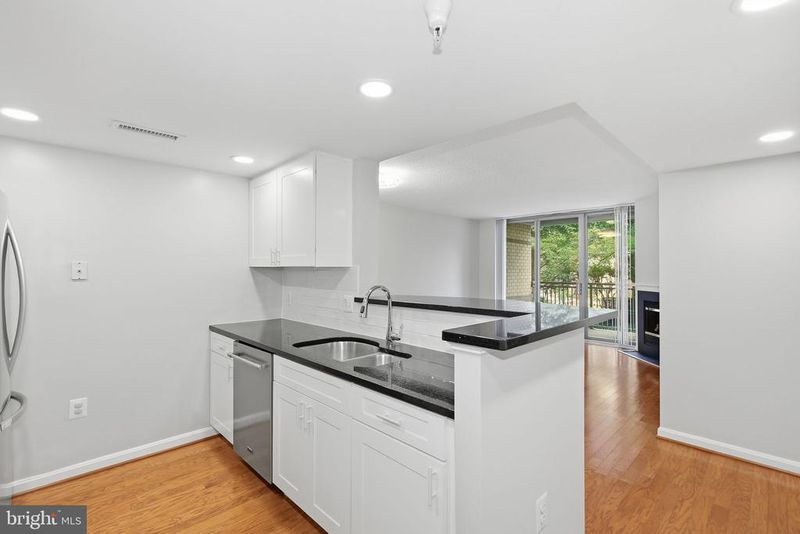 11710 Old Georgetown #227, North Bethesda, MD 20852