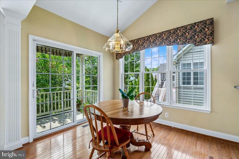 6806 Crofton Colony Ct, Crofton, MD 21114