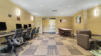 10101 Grosvenor Pl #2006, North Bethesda, MD 20852