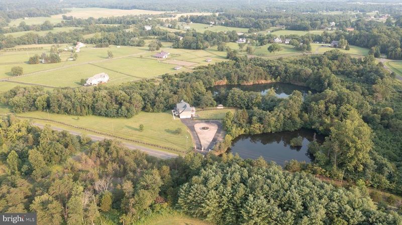 1101 Mountain Rd, Haymarket, VA 20169