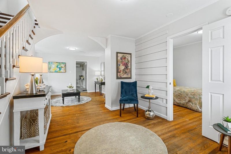 819 E A St, Brunswick, MD 21716