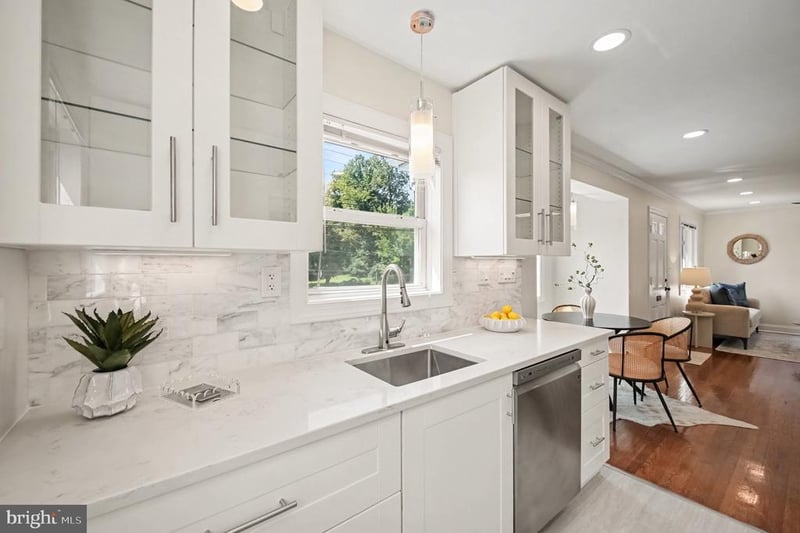 5985 Wilson Blvd, Arlington, VA 22205