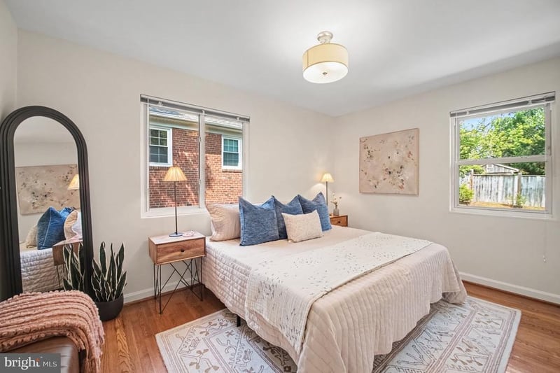 5985 Wilson Blvd, Arlington, VA 22205