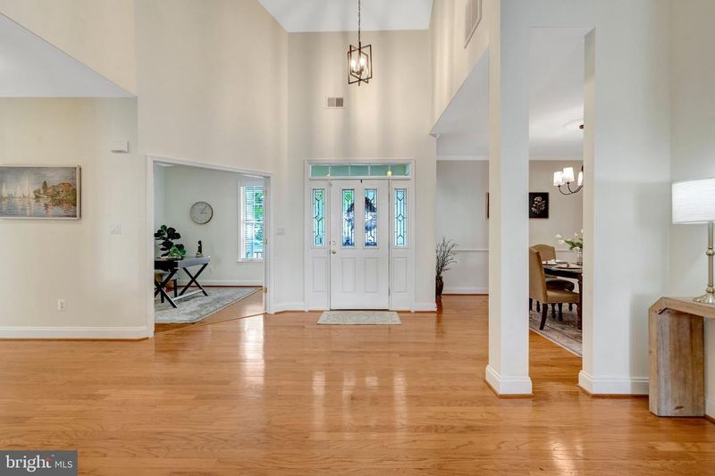 6128 Beton Ct, Gainesville, VA 20155