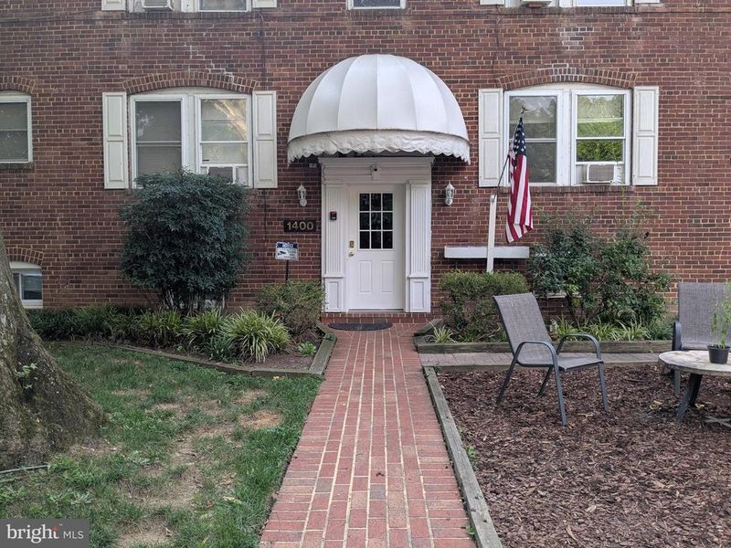 1400 N Kenilworth St #4, Arlington, VA 22205