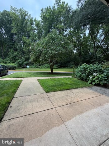 7572 Spring Lake Dr #7572-A, Bethesda, MD 20817