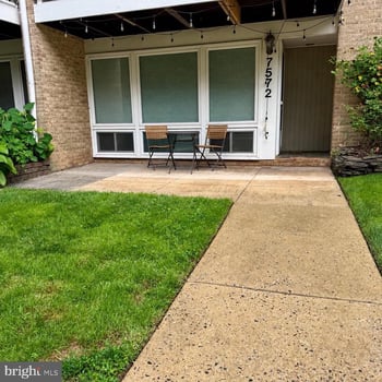 7572 Spring Lake Dr #7572-A, Bethesda, MD 20817