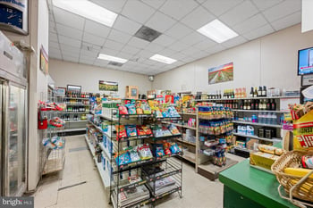 5500 Friendship Blvd #2112N, Chevy Chase, MD 20815