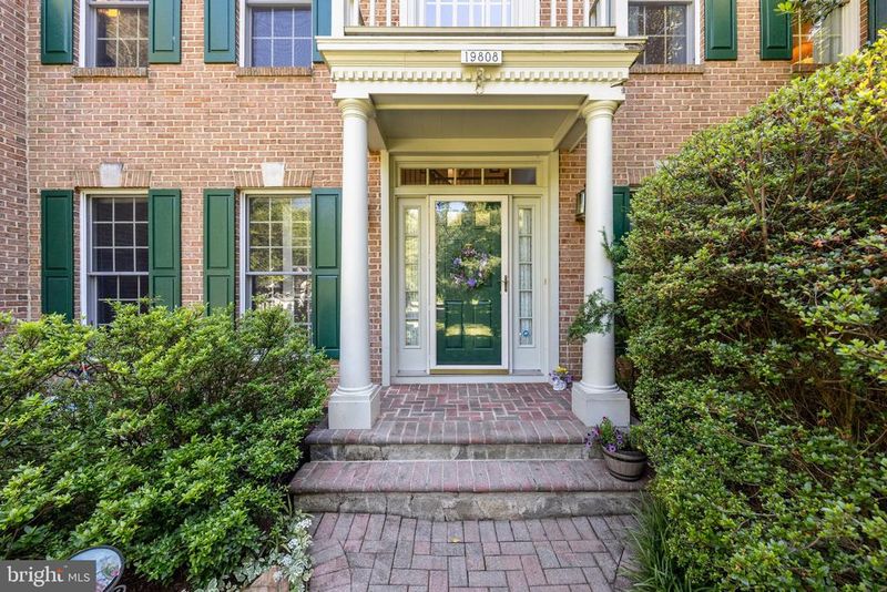 19808 Falling Spring Ct, Gaithersburg, MD 20882