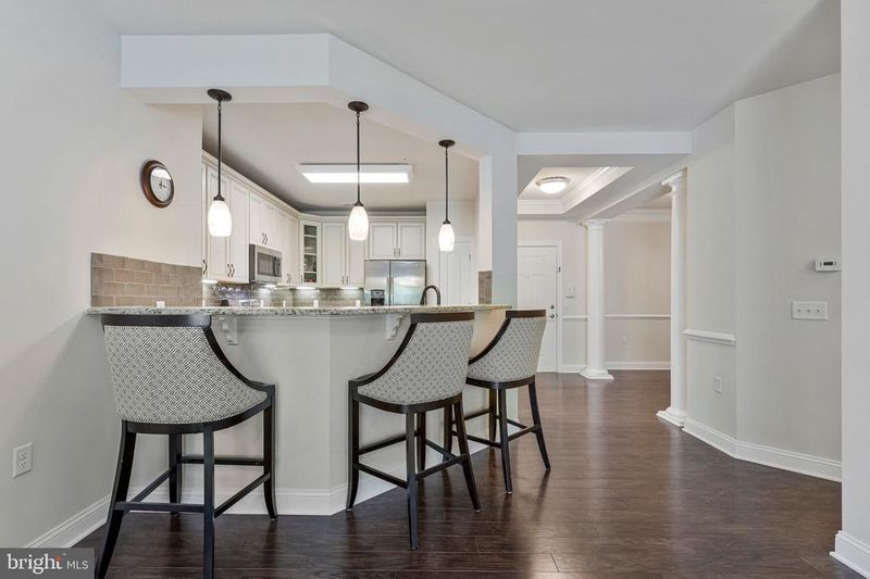 15140 Heather Mill Ln #404, Haymarket, VA 20169