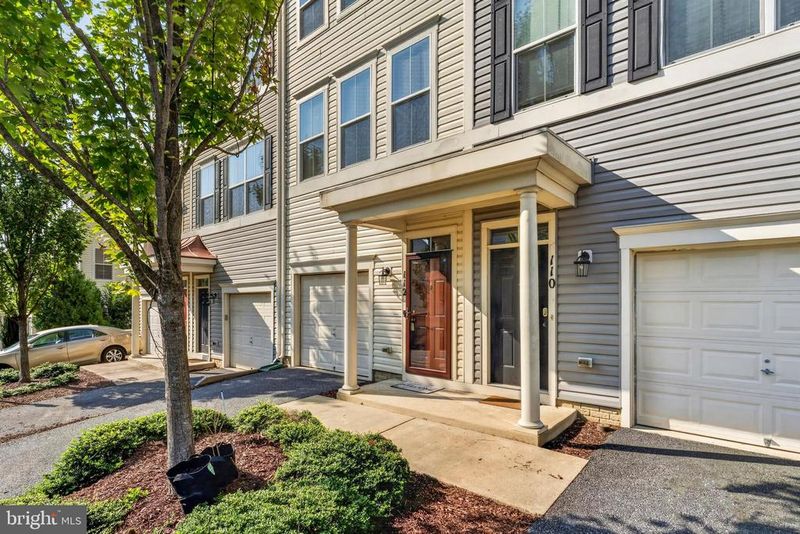 112 Shamrock Dr, Stafford, VA 22556