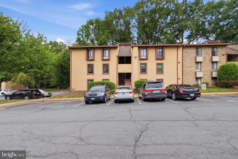 2231 Castle Rock Sq #11C, Reston, VA 20191