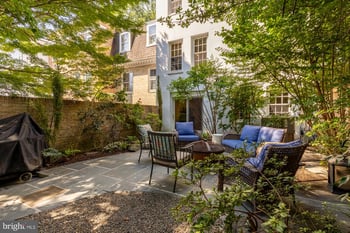 3559 Hamlet Pl, Chevy Chase, MD 20815