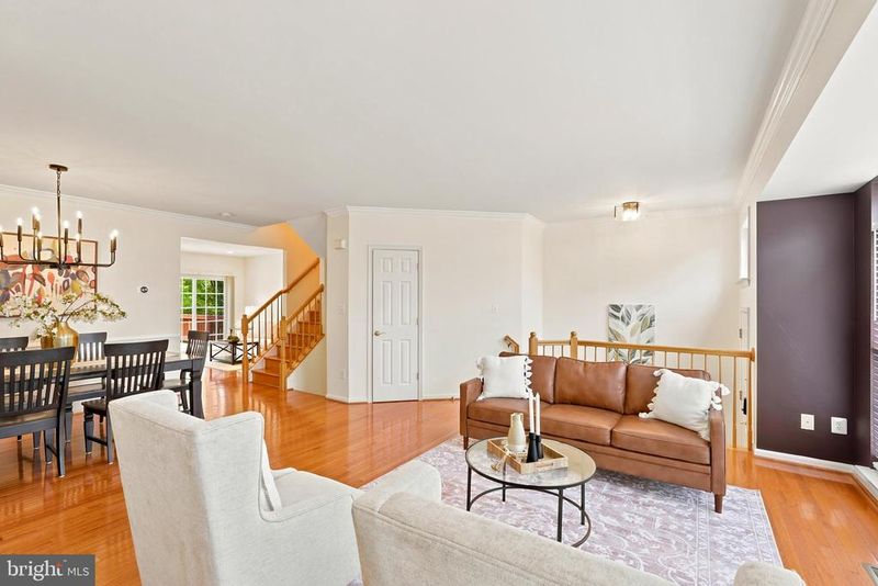 24643 Kings Canyon Sq, Aldie, VA 20105