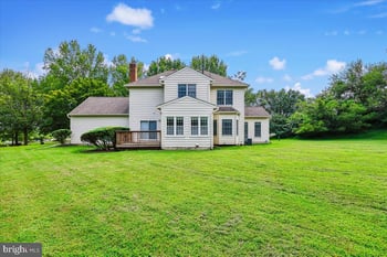 7341 Cliff Pine Dr, Gaithersburg, MD 20879