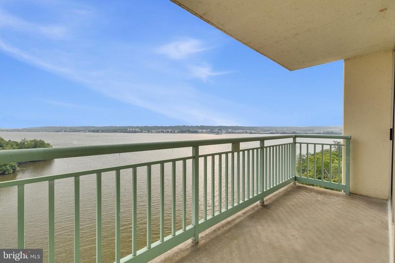501 Slaters Ln #903, Alexandria, VA 22314