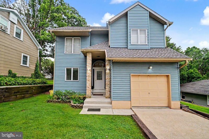 209 6th Ave, Brooklyn Park, MD 21225