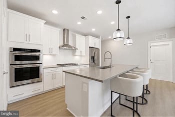 210 Decoverly Dr #205, Gaithersburg, MD 20878