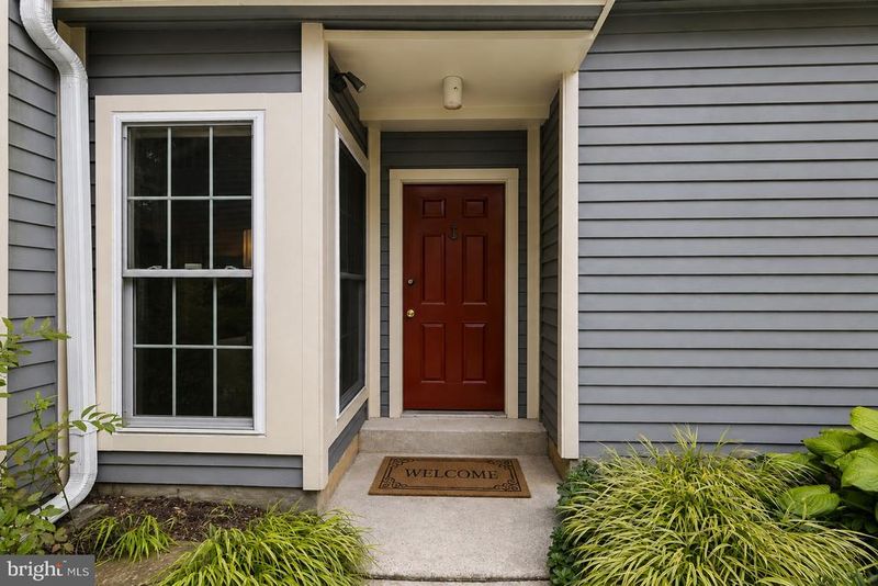 931 Windwhisper Ln, Annapolis, MD 21403