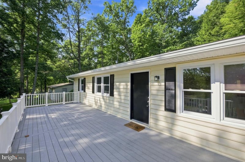 2408 Youngs Dr, Haymarket, VA 20169
