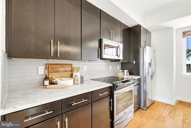 1202 Jackson St NE #102, Washington, DC 20017