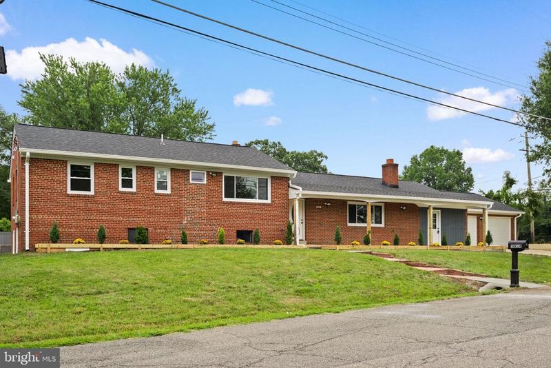 5018 Braymer Ave, Suitland, MD 20746