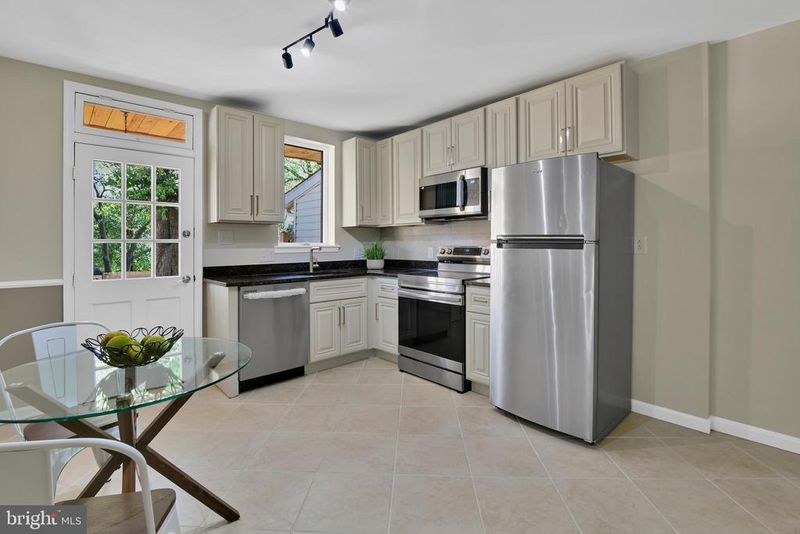 230 E 5th St, Frederick, MD 21701