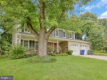 18 Windmill Ct, Silver Spring, MD 20905