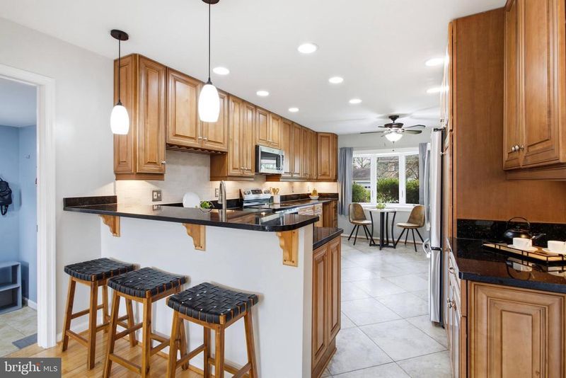 5604 Mount Burnside Way, Burke, VA 22015