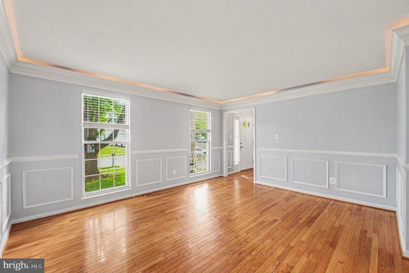 9 Hunter Trl, Stafford, VA 22554