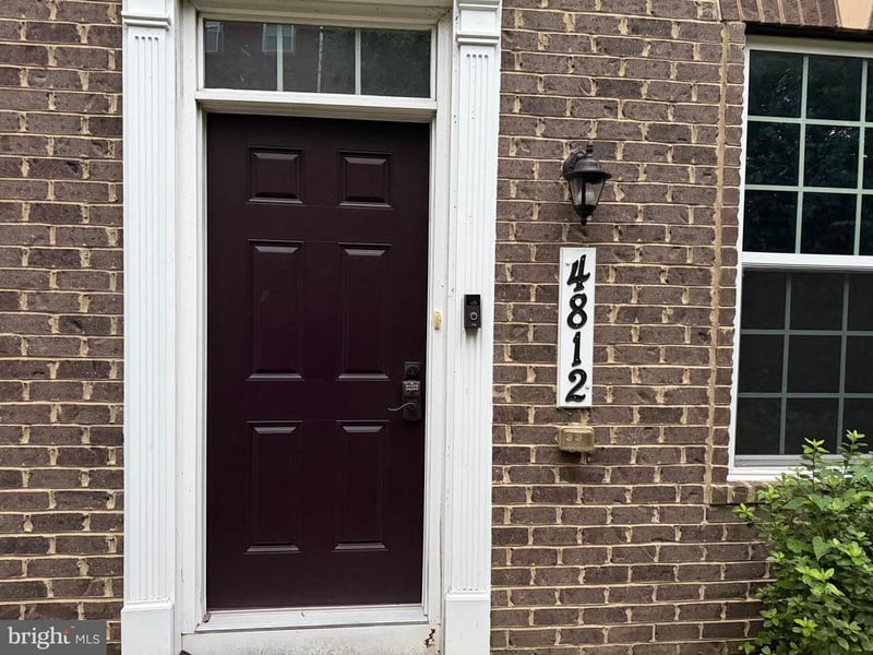 4812 Crest View Dr, Hyattsville, MD 20782