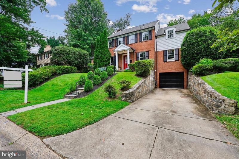 5109 Nahant St, Bethesda, MD 20816