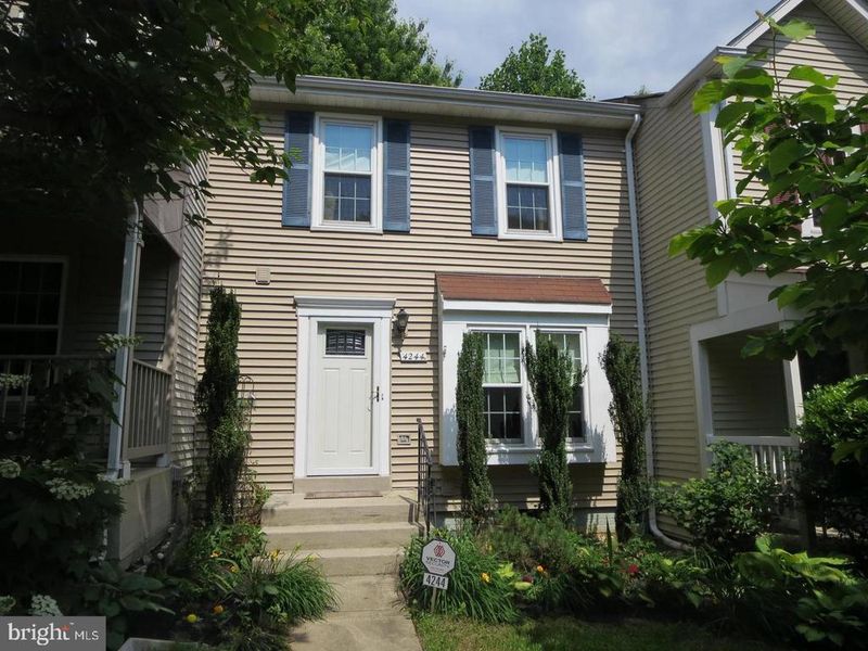4244 Jonathan Ct, Dumfries, VA 22025