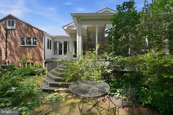5515 Trent St, Chevy Chase, MD 20815