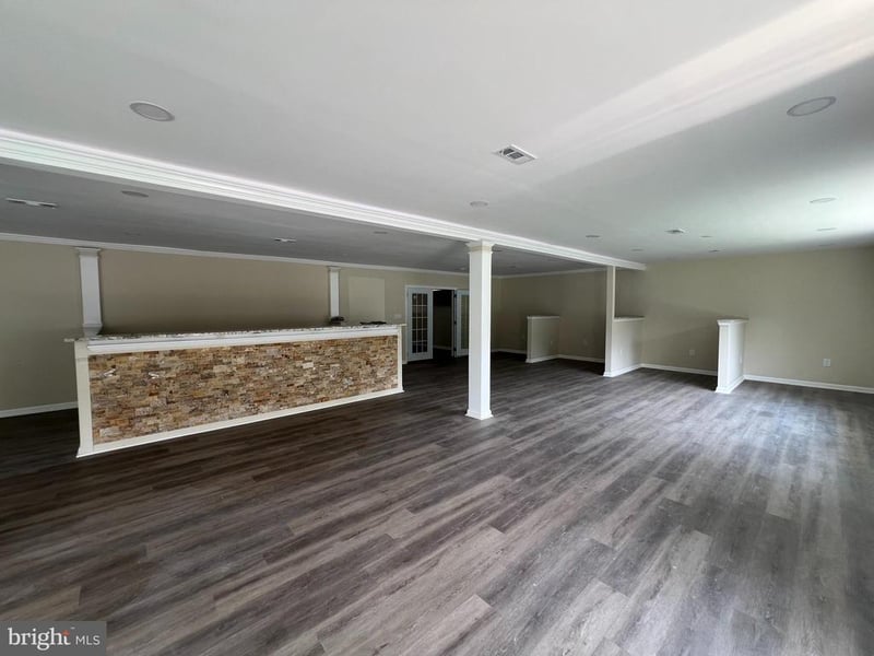3611 Kings Hw, Colonial Beach, VA 22443