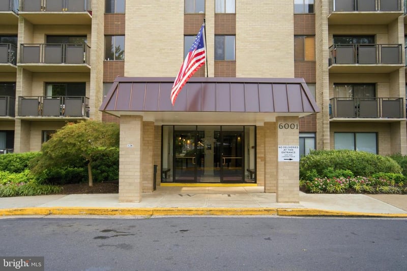 6001 Arlington Blvd #423, Falls Church, VA 22044