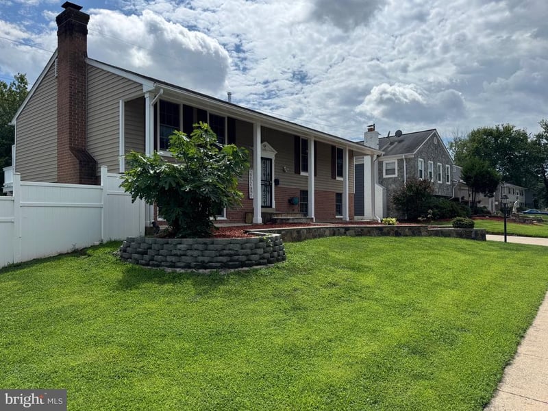 9716 Copeland Dr, Manassas, VA 20109