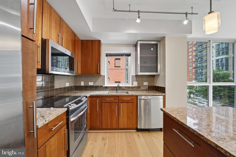 1025 1st St SE #415, Washington, DC 20003