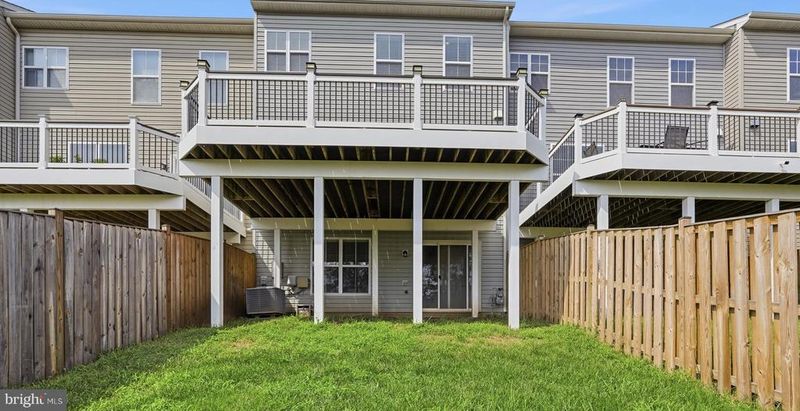 42615 Beckett Ter, Ashburn, VA 20148