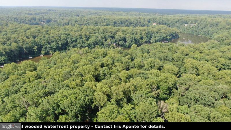 11757 Stanbaugh Ln, Manassas, VA 20112