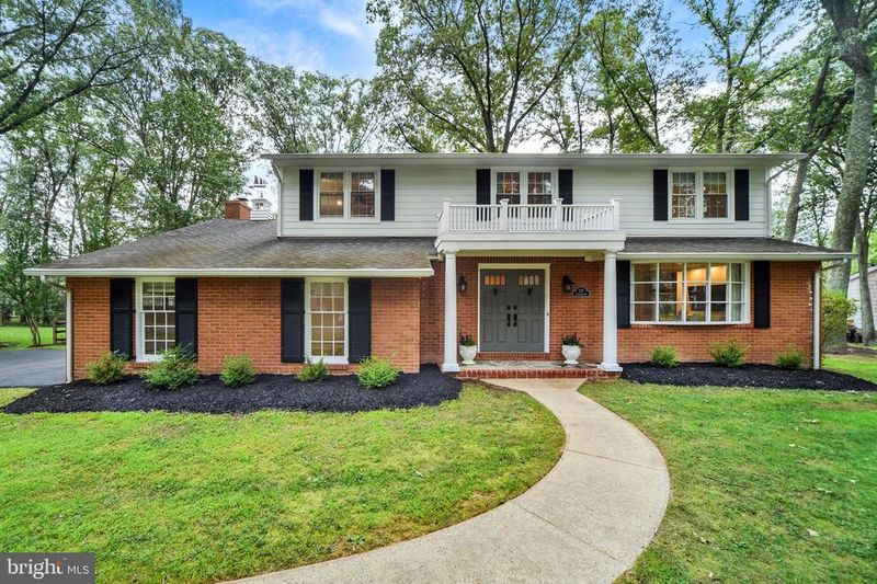 257 Berrywood Dr, Severna Park, MD 21146